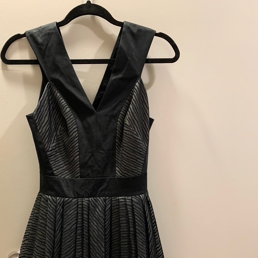 Classic dress